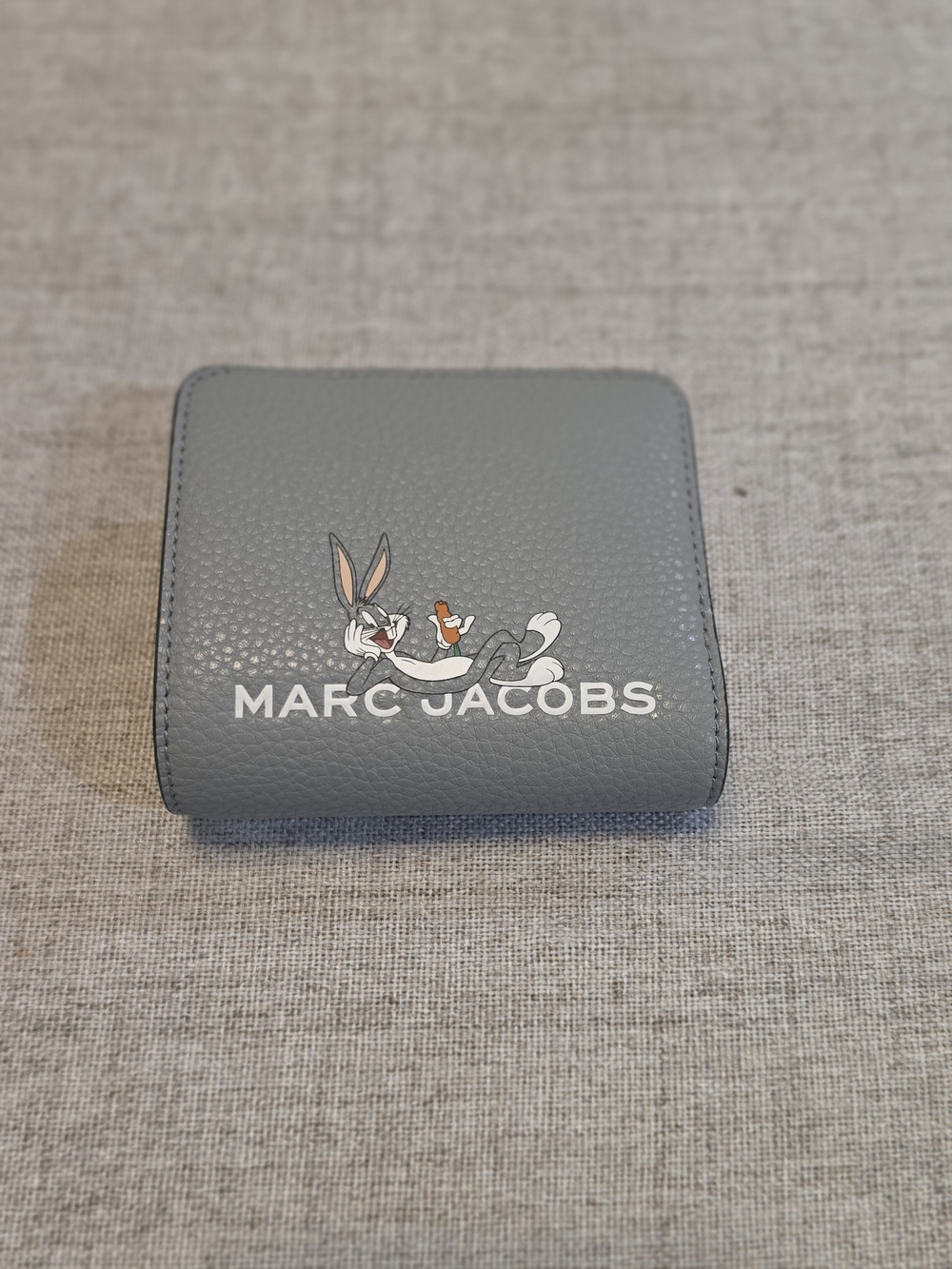 Marc Jacobs Gray Leather Card Holder with Bugs Bunny Motif